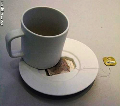 Умная дизайнерская идея. Чайный пакетик не будет мешаться на блюдце - фото на портале tehne.com 