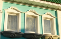 Оформление окон. Подвесные балконы в стиле барокко. Ижевск.