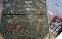 Сундук с росписью в стиле лубок с изображением птицы Сирин
